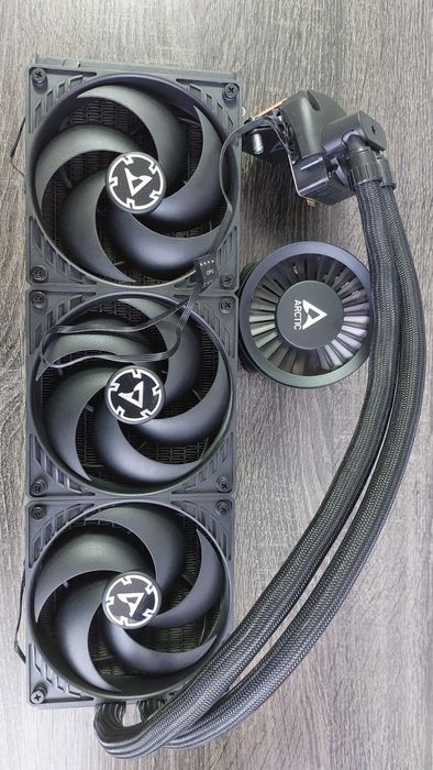 AIO cooler Arctic Liquid Freezer 360 argb