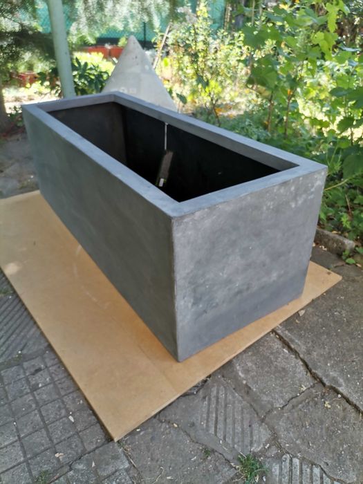 Дизайнерска саксия JUMBO JORT сива