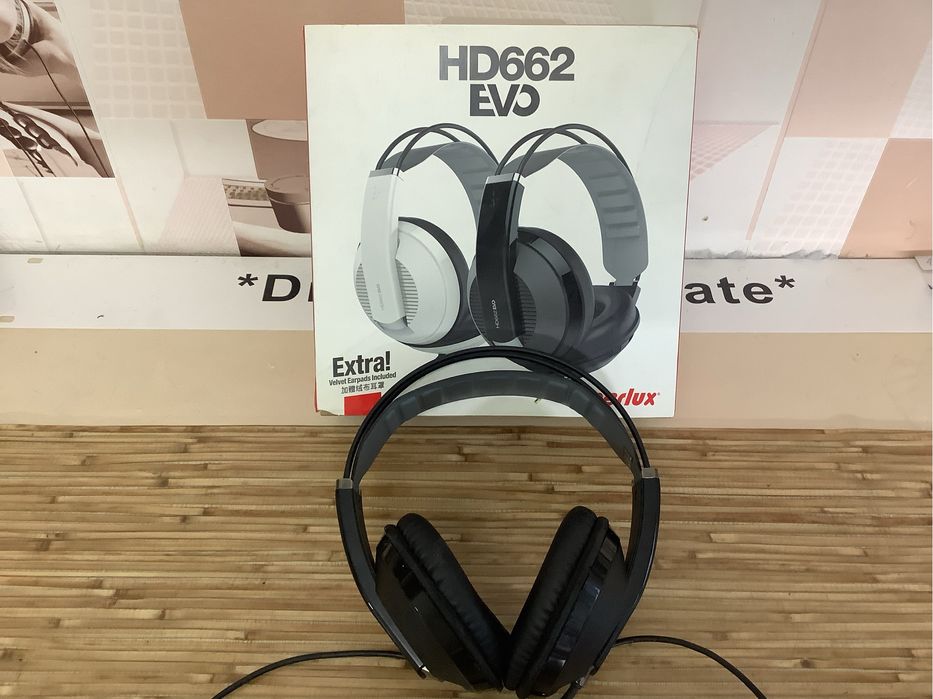 Продам наушники Superlux hd662evo
