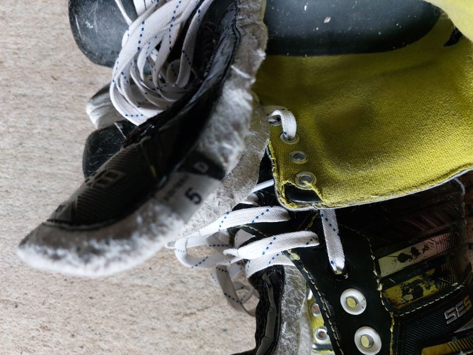 Продам коньки недорого