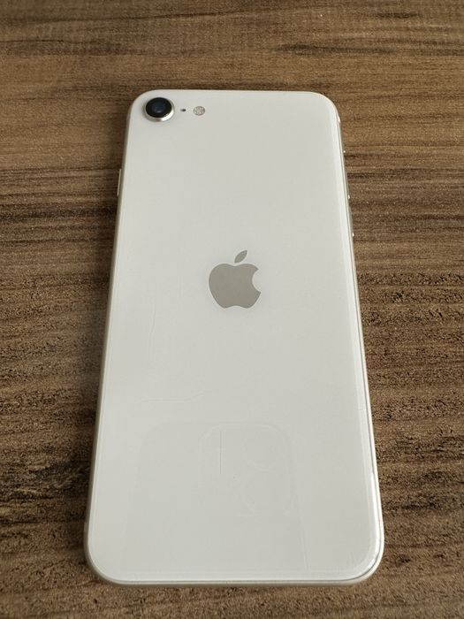 Iphone    SE 3