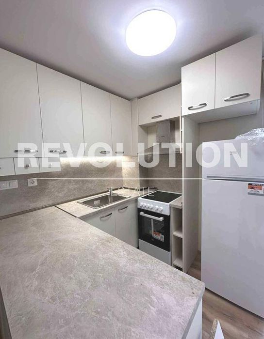 Двустаен апартамент в района на Победа!