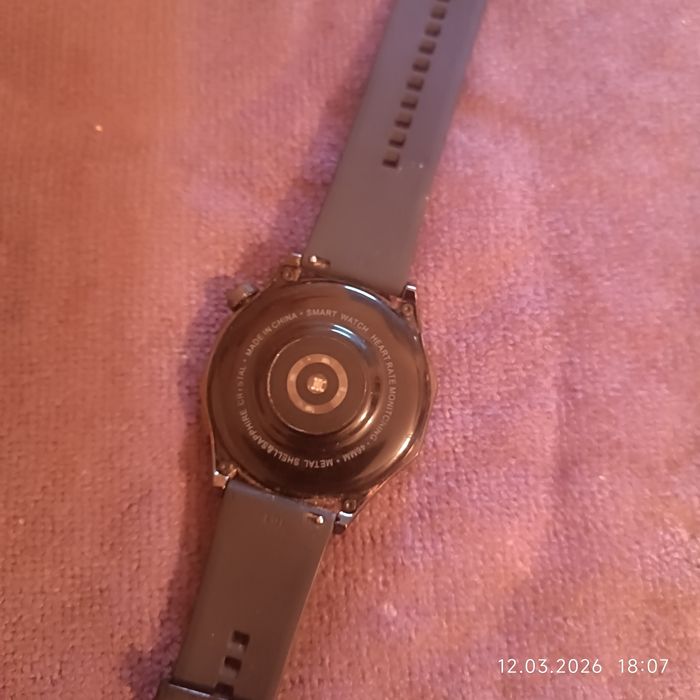 Продам часы смарт