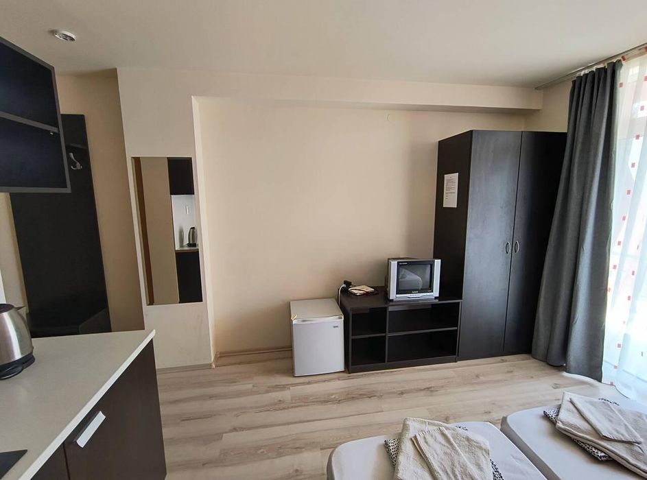 Продава се Едностаен апартамент в к.к. Слънчев бряг - 33 кв.м за 1637 €/кв.м - Снимка #3