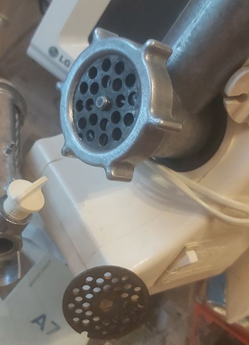 Электромясорубка Ротор