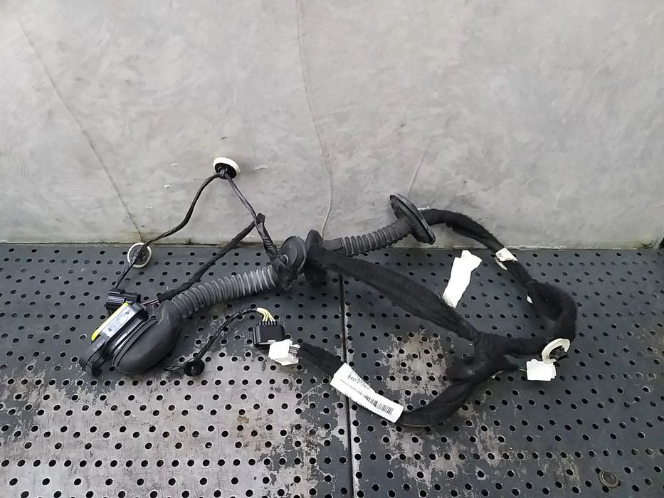 Instalatie electrica usa stanga spate renault captur 1 j5 h5 241278113r