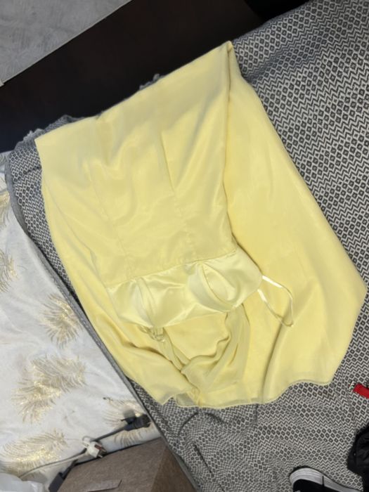 Стильное вечернее платье