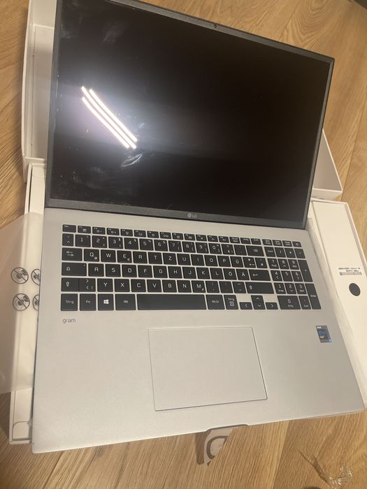 Laptop LG Gram 17” I7 1,35 kg
