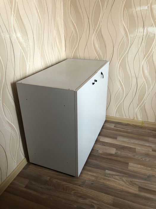 Продается шкаф стоимось 11000