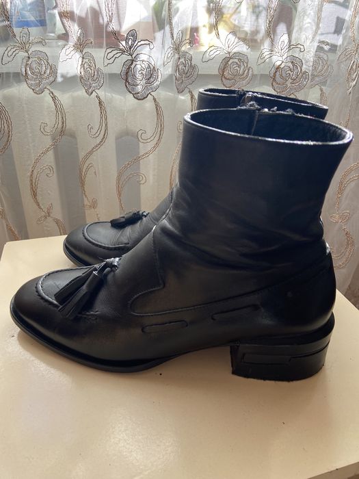 Ботинки женские кожанные