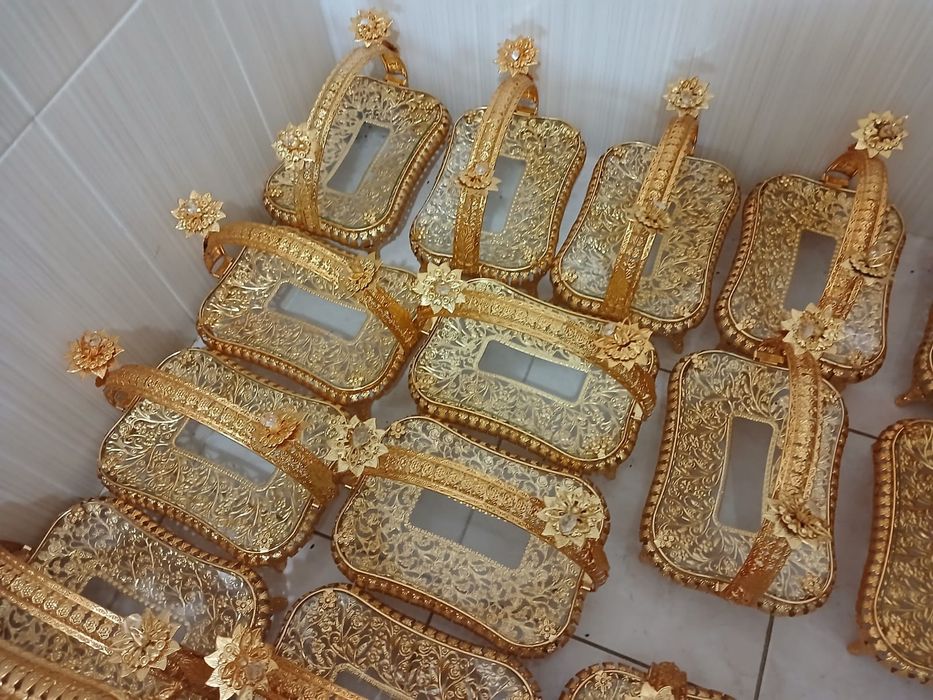 Продам срочно вазу