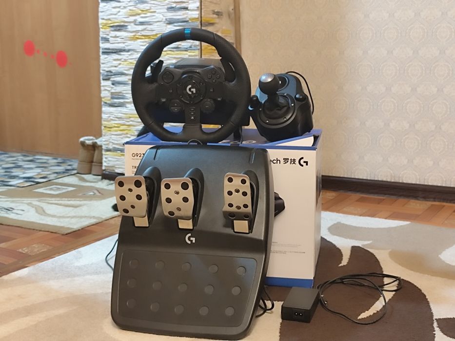 Продам руль Logitech g923