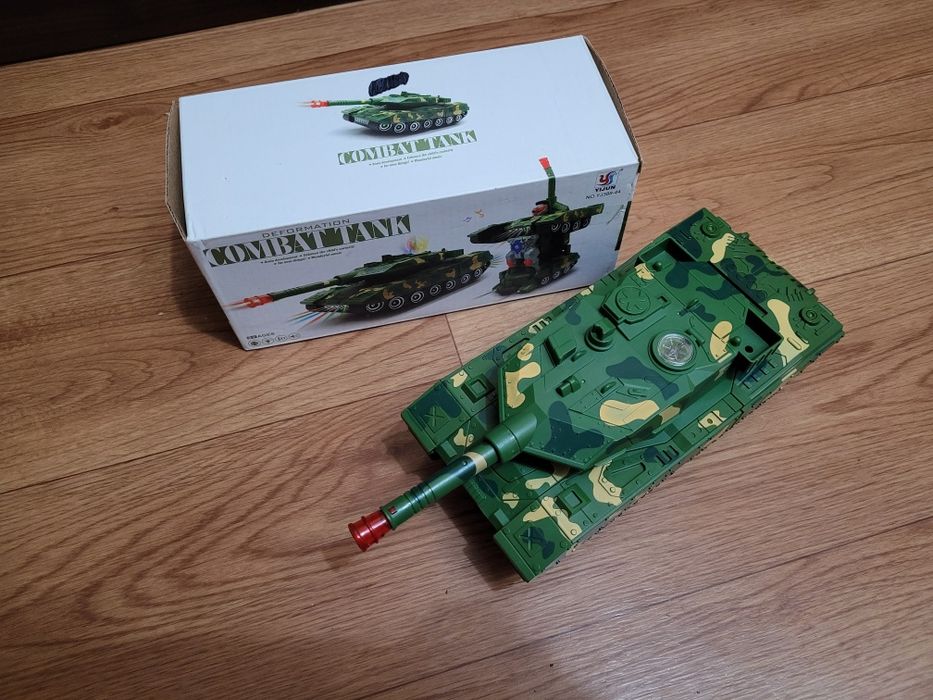 Игрушка Танк - Робот