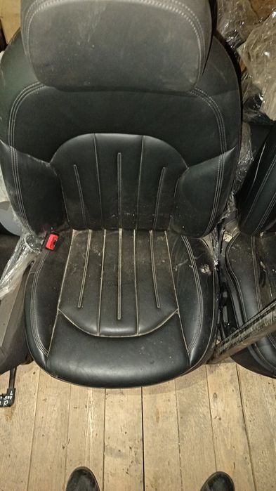 Кожен салон за Ауди А 8 2012г.