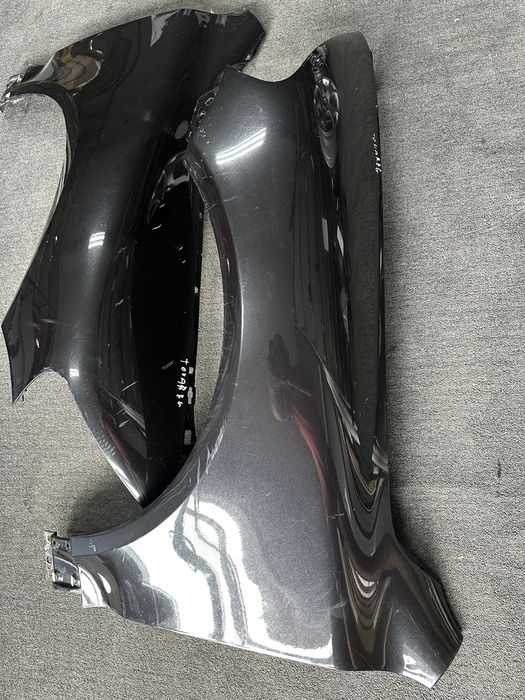 Aripa fata Volkswagen Touareg 7L 2002 2010 stanga drea negru metalizat