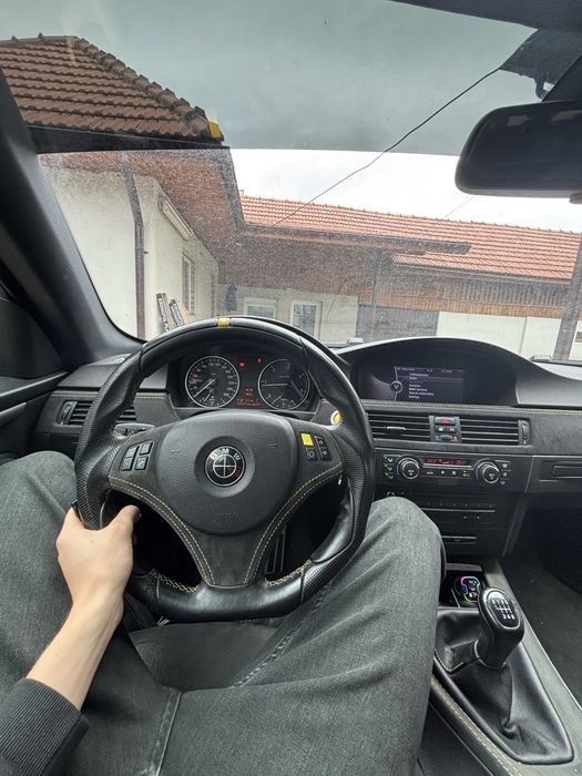 BMW E92 320D NFL