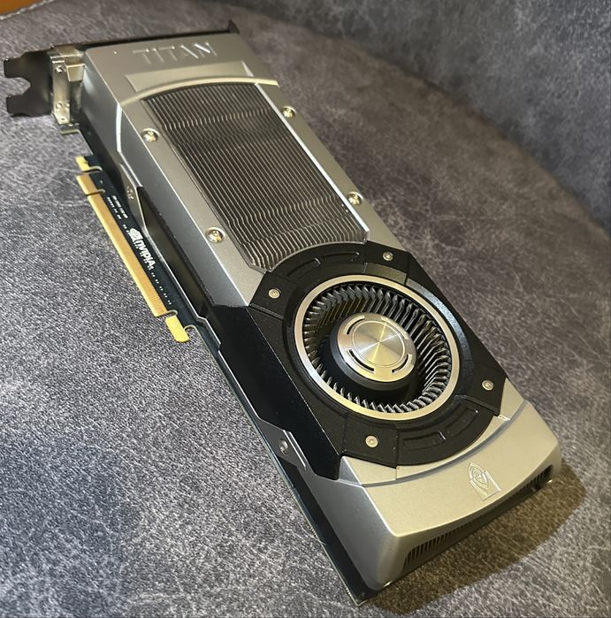 placa video grForce gtx titan