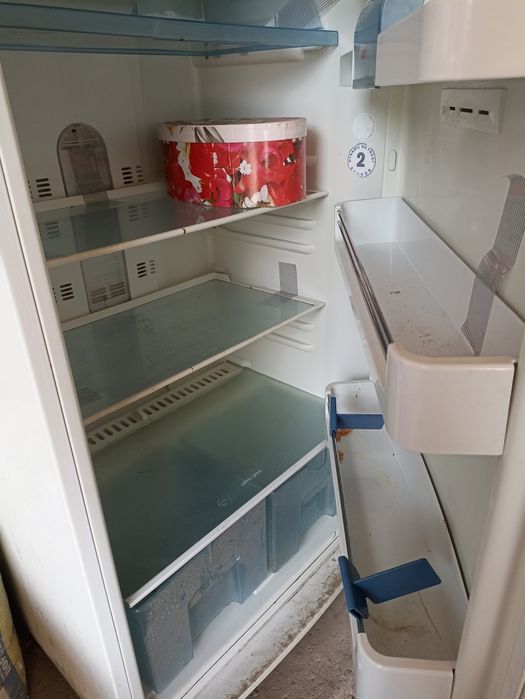 Холодильник на запчасти