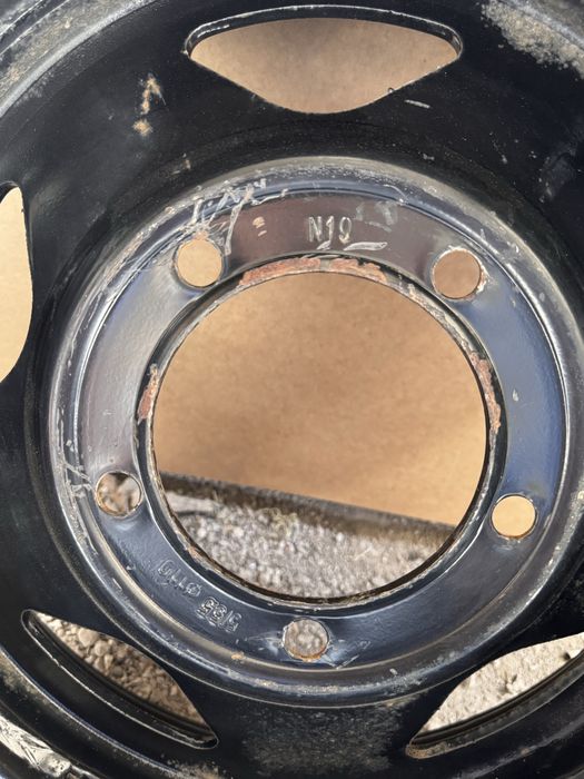 Запасное колесо 1шт  УАЗ