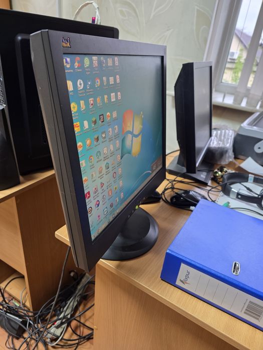 Монитор диагональ 17”, 3шт