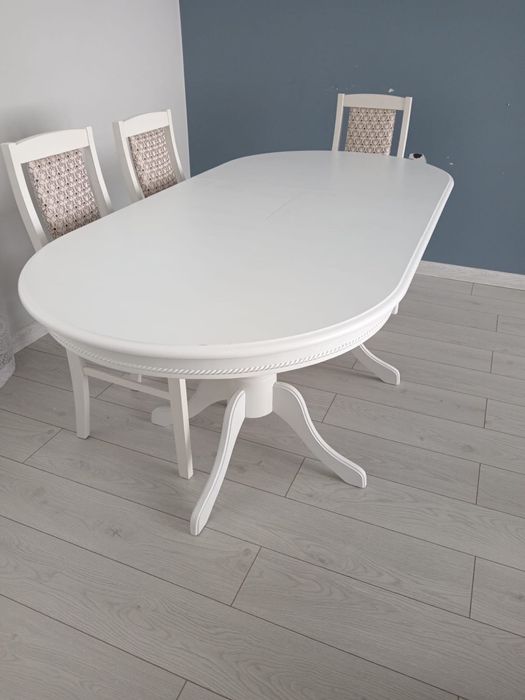 Продам стол и стулья 6шт