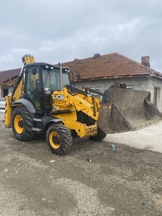 Inchiriez buldo+servicii transport, excavator/basculanta - Vaslui