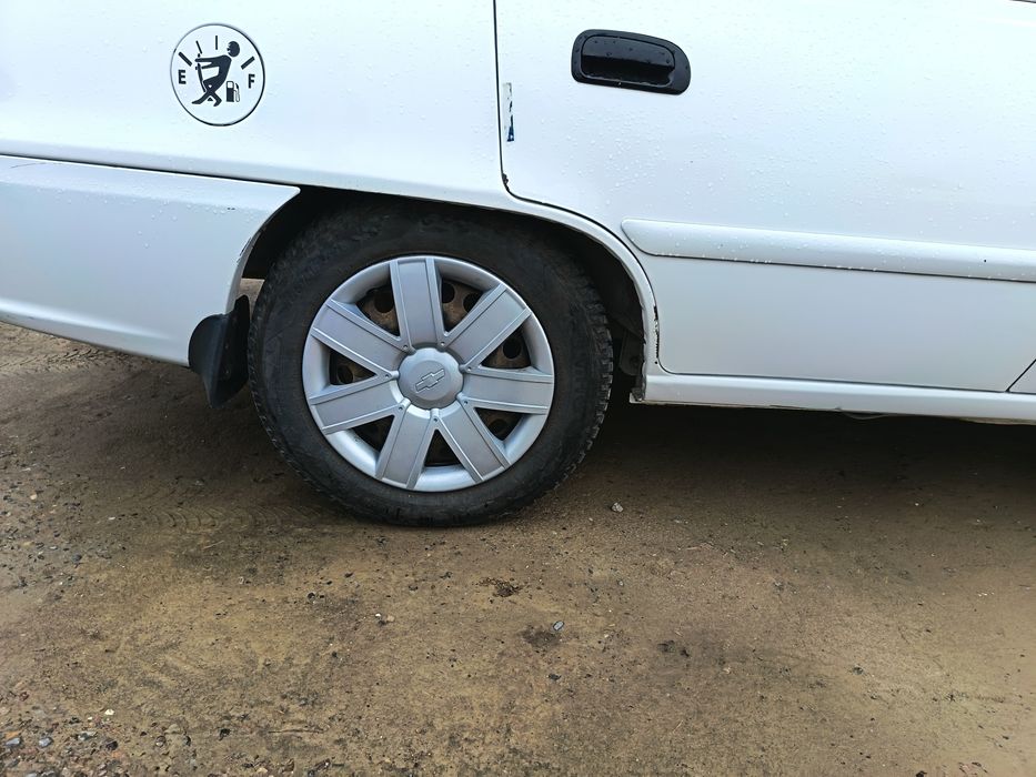 Шина в комплекте