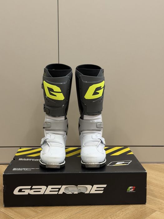 Продам мотоботинки Gaerne SG-22