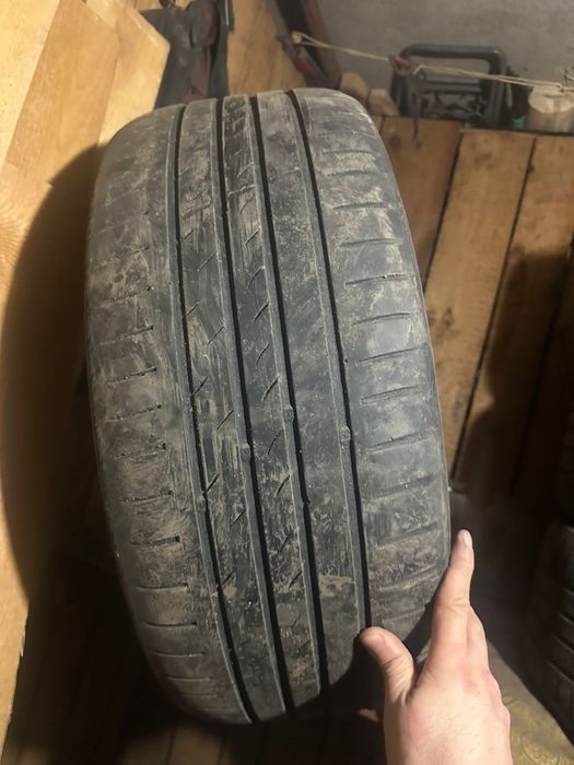 Продам б/у резину