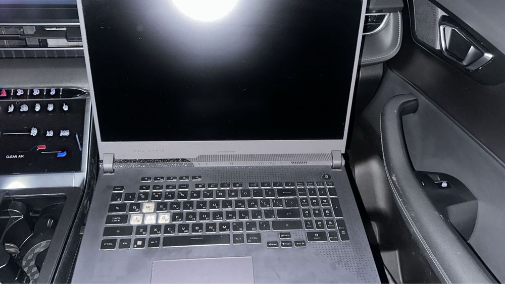 Asus rog strix ryzen 97945hx rtx 4050 / 240герц