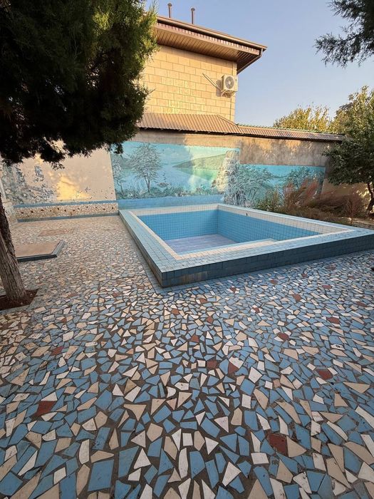 Dacha Srochna Parkentda