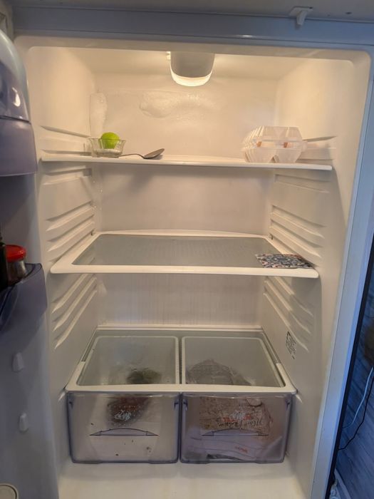 Продам холодильник бирюса