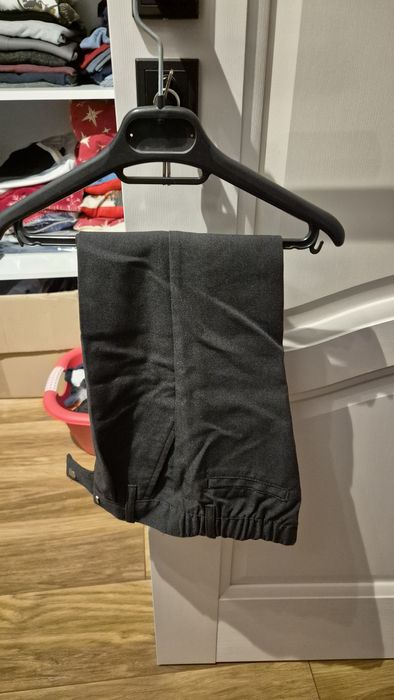 Pantaloni marime 116