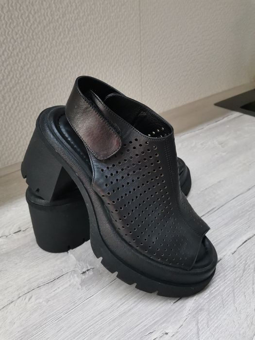 Обувь женская.Босоножки.