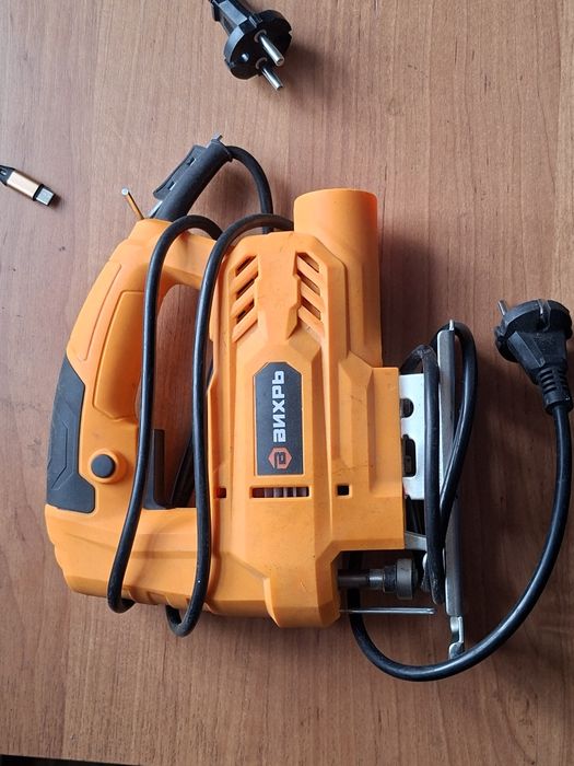 Продам электро инструмент