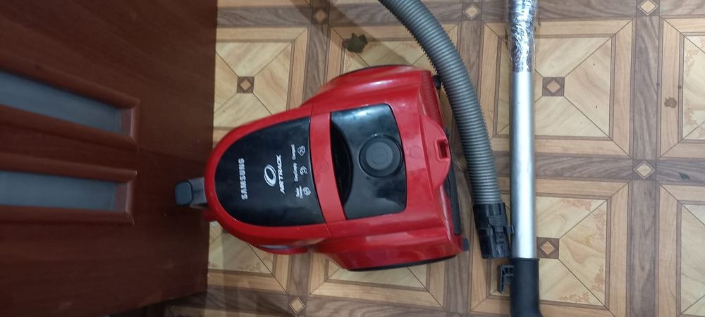Продам Пылесос Самсунг Рабочий. Модель SC4520. Цена 5500