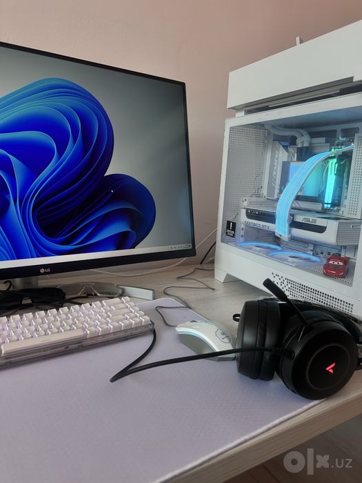Core i7 ultra - rtx 5070 12 gb , 32gb / 1 tb