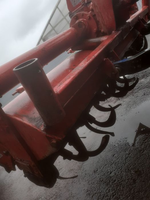 ,nec ierbicid,freză, tocatoare,rotosapă,tractor,semănătoare cu 3