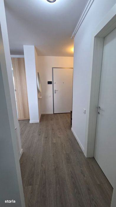 Garsoniera, 45mp, decomandat, centrala, metrou, AC, Estoria