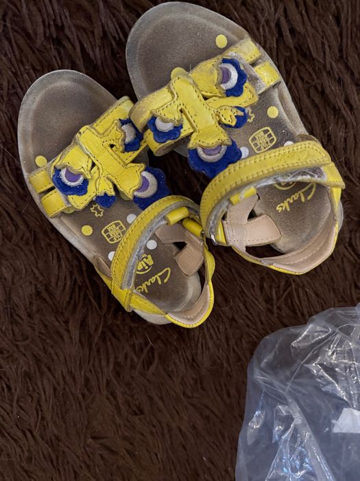 Отдам вещи на девочку 1-2 года