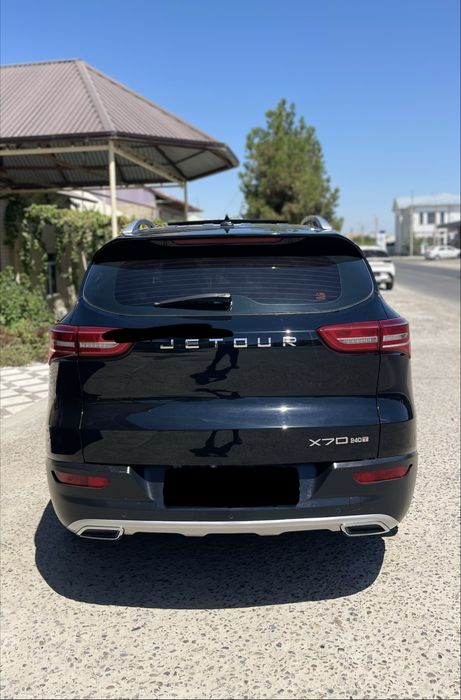 Jetour X70 full срочна сотилади!