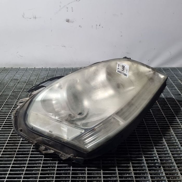 Far Dreapta Mercedes ML W164 2005 - 2008 SUV 4 Usi (1446) Xenon