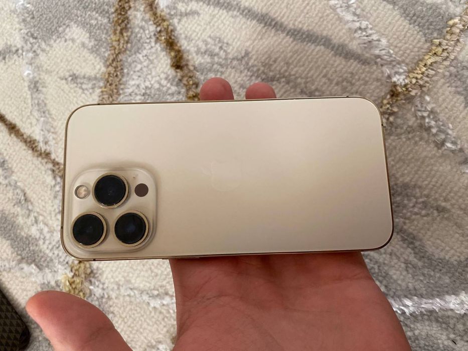 Iphone 13 pro gold