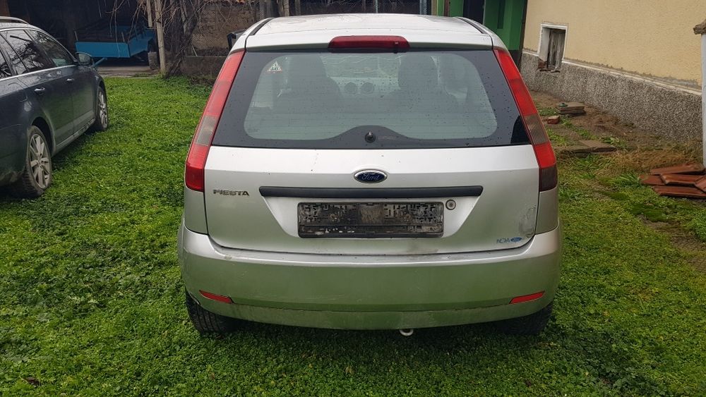 Форд Фиеста 1.25 с газов инжекцион на части