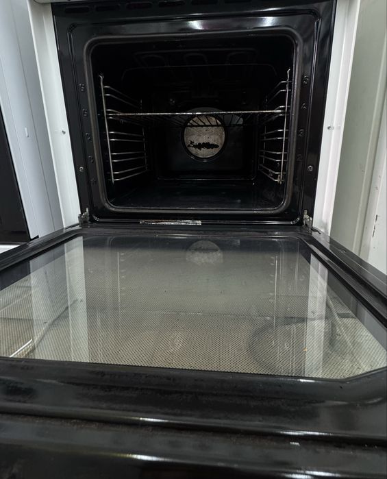Готварска  печка керамични котлони gorenje четете обявата!