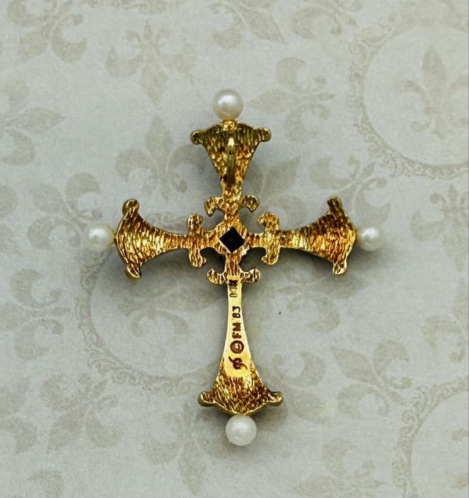 Cruciulita Faberge din aur 14K, email, diamante, perle, safir