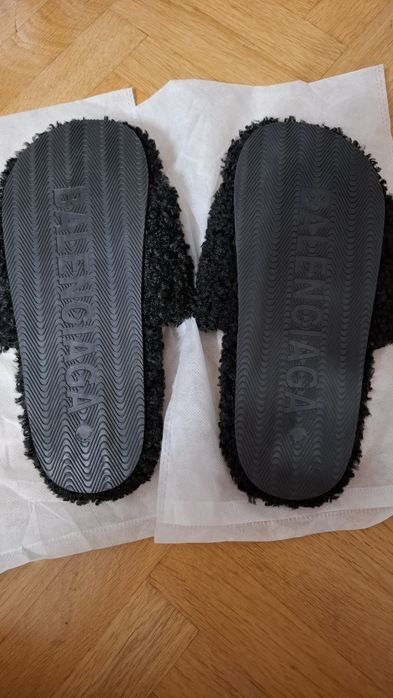 Papuci balenciaga 44