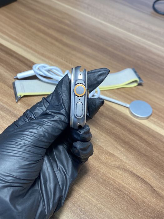 Apple Watch Seria Ultra / 49 mm / Graphite