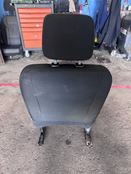 Scaun fata dreapta pasager si bancheta spate Renault Fluence