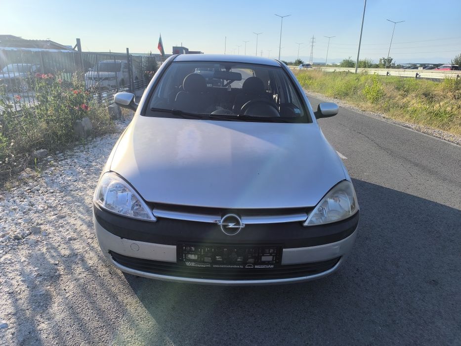 Opel Corsa C 1.2 75к.с. НА ЧАСТИ
